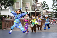 東京ディズニーランド 七夕グリーティング 徒歩の子達