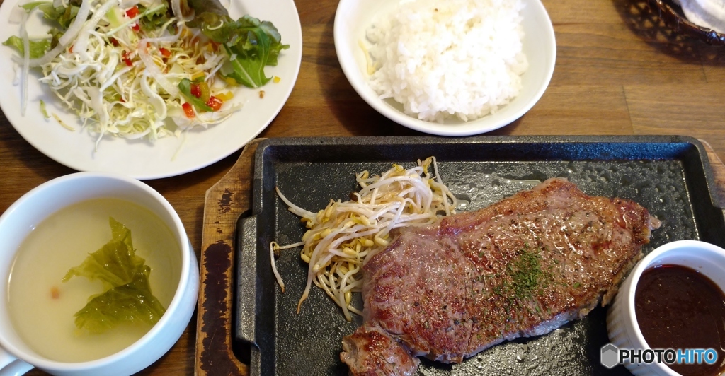 ステーキな夜をあなたに(;^ω^)