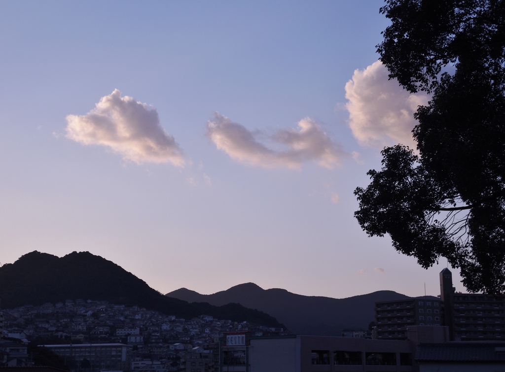 雲の形は？