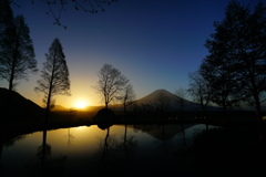 夜明けと富士