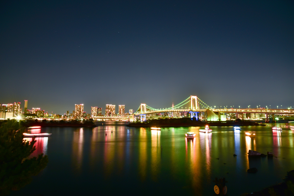 煌めく夜