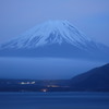 本栖湖と富士山1