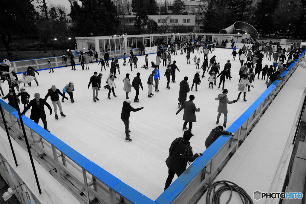 青枠のスケートリンク