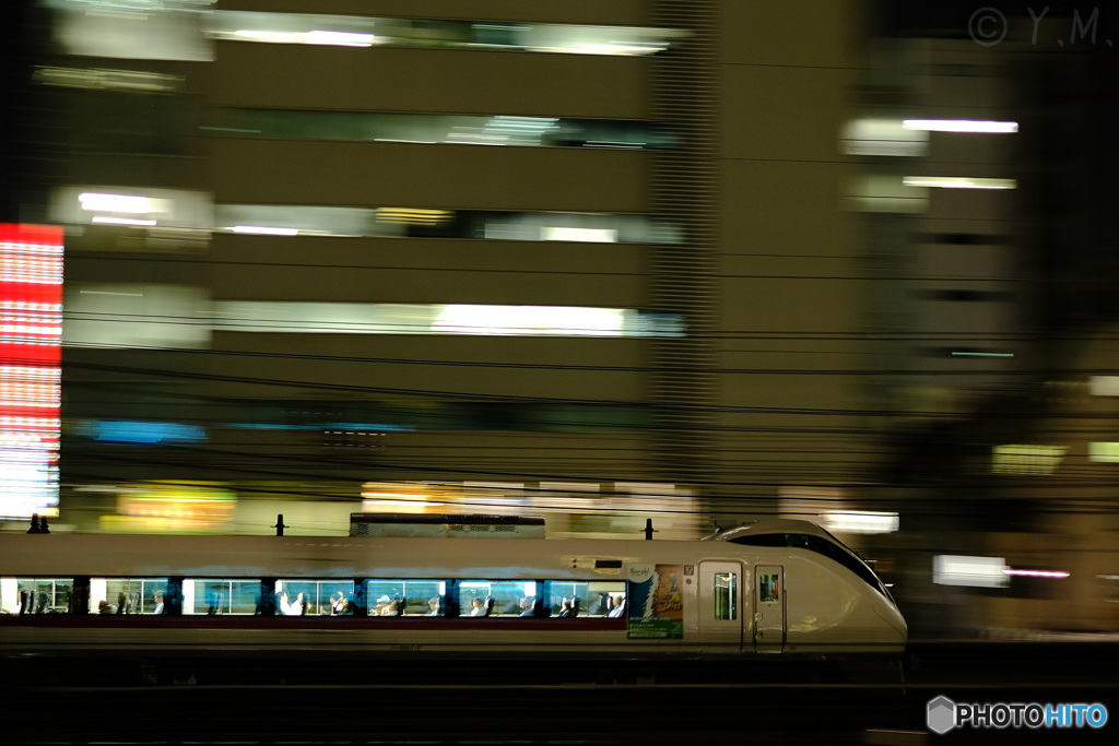 浜松町を走る電車1