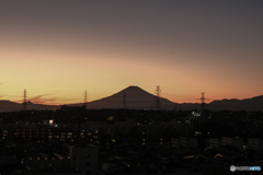 夕暮れの富士山