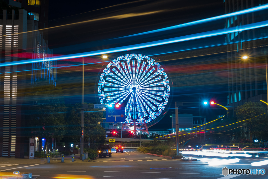 夜の観覧車