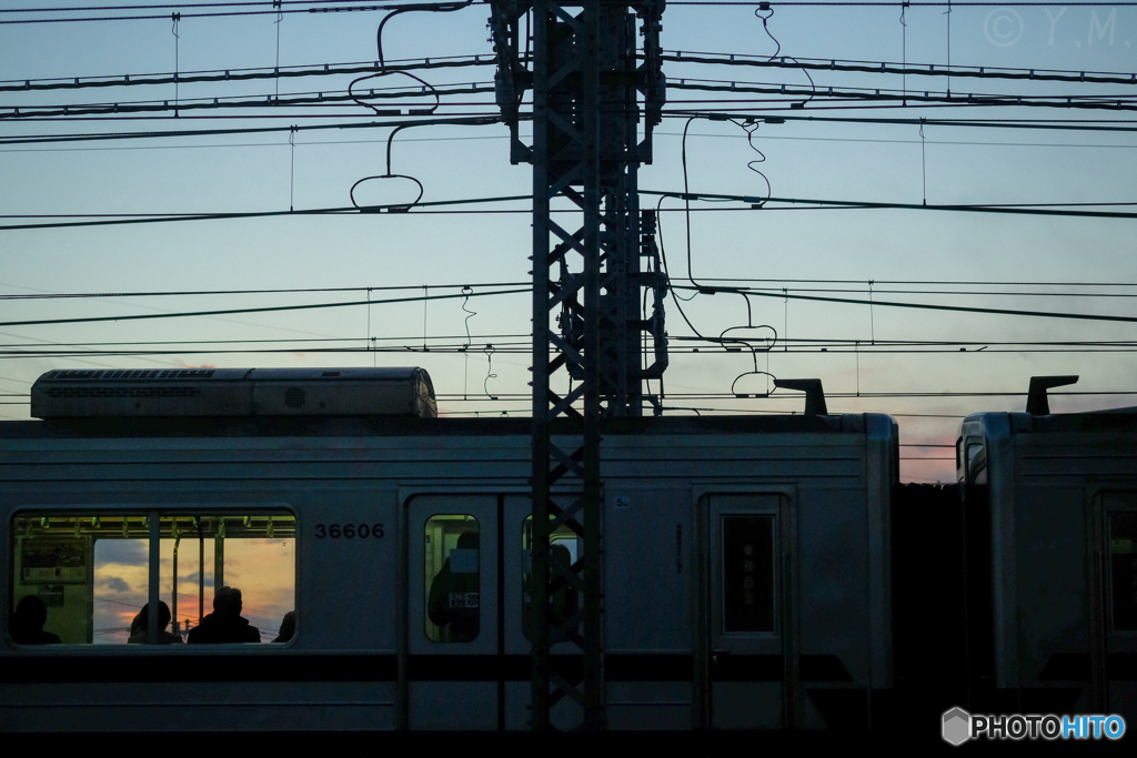 夕方の電車