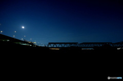 月夜の鉄橋
