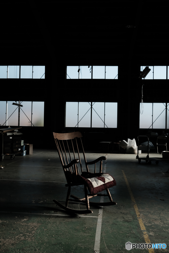 倉庫の椅子