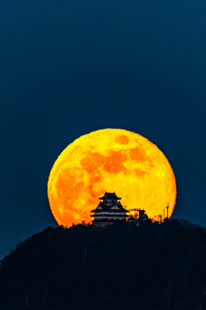 2023 LAST FULL MOON