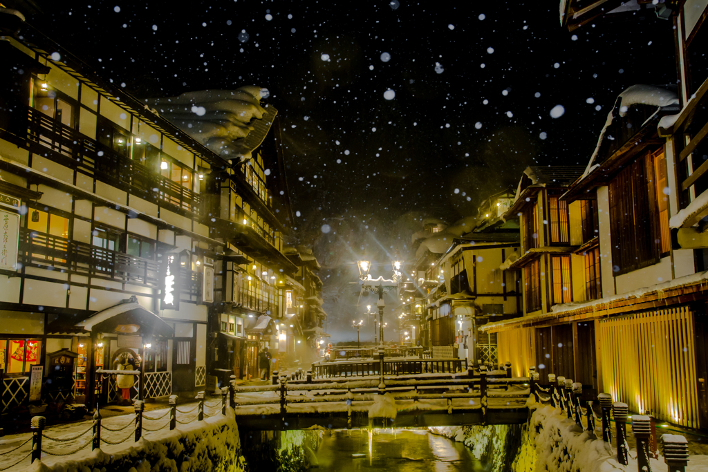 雪中銀山