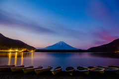 暁の精進湖
