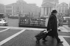 MONOCHROME  ITALIA