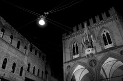 MONOCHROME  ITALIA