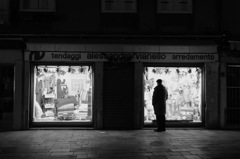 MONOCHROME  ITALIA