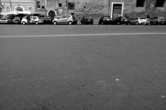 MONOCHROME  ITALIA