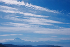 どこまでも澄みゆく秋の空