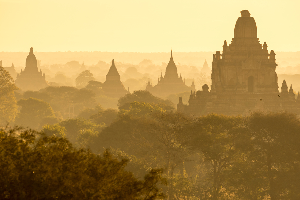 Sunrise of Bagan3