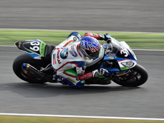 ＢＭＷ　酒井選手