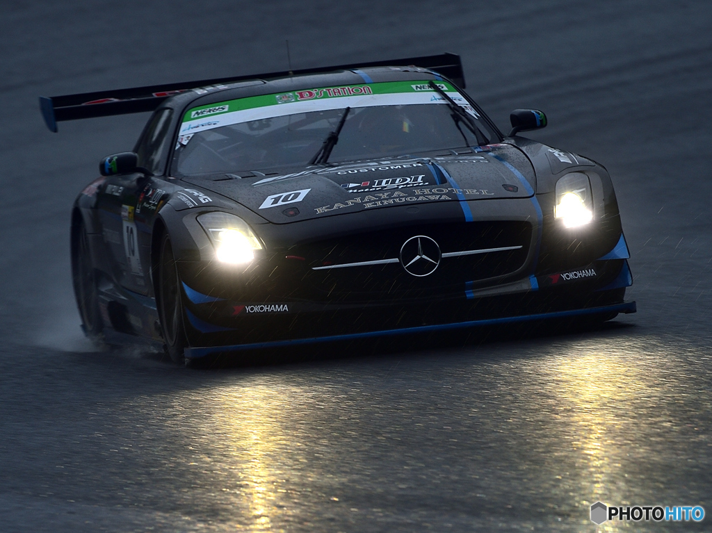 SUZUKA  S耐 Adenau SLS AMG GT3