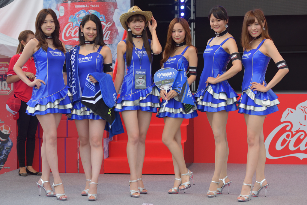 ８耐の女神たち