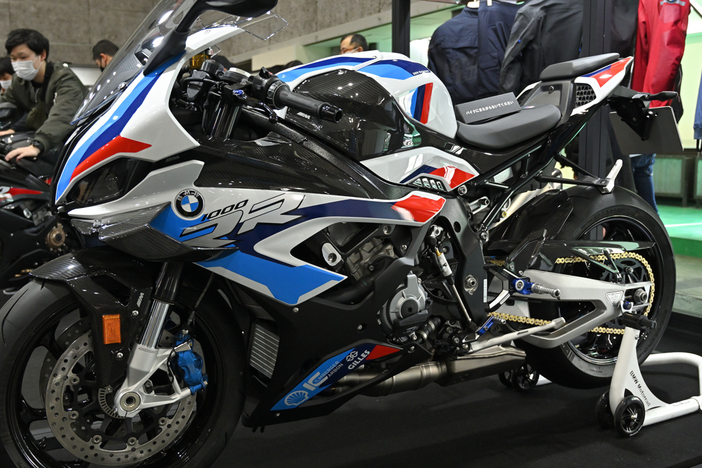 M １０００ RR