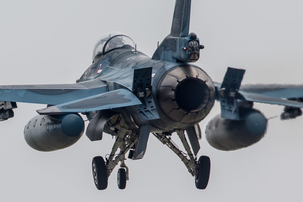 F-2ケツ