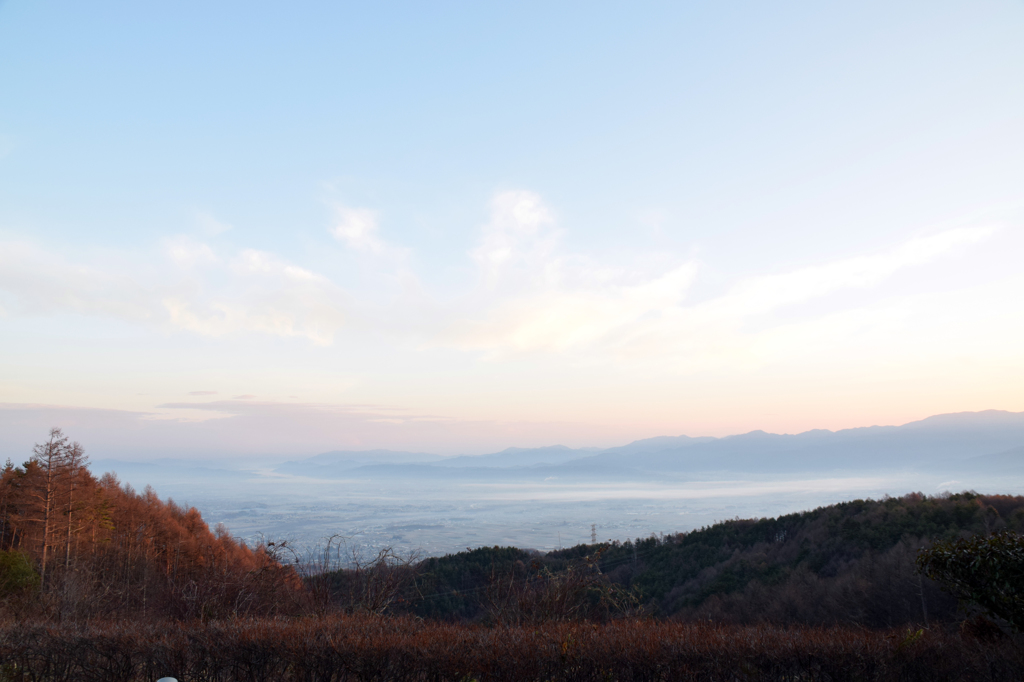 早朝の山頂