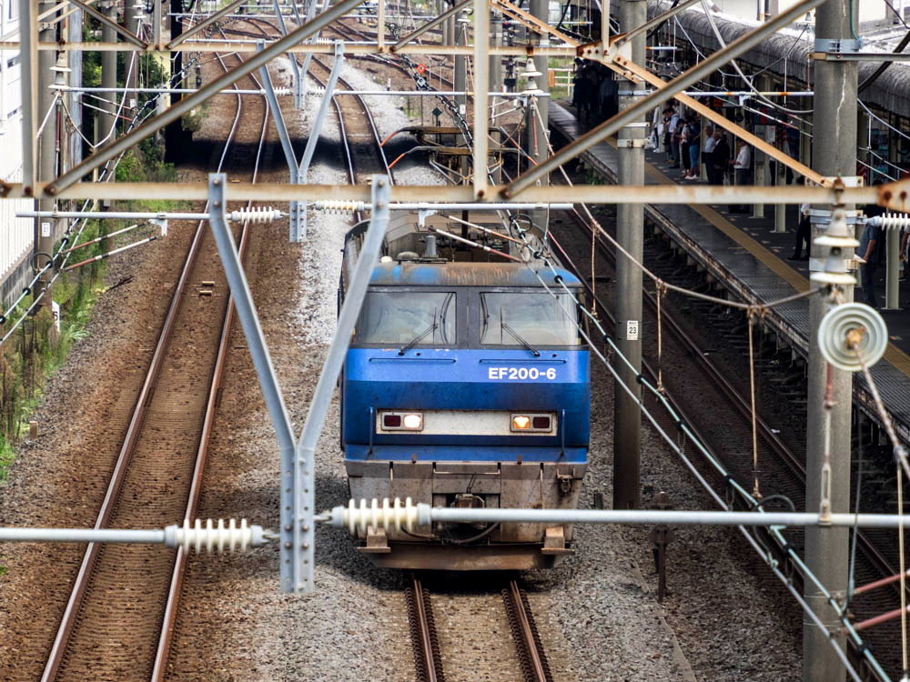 EF200-6貨物02