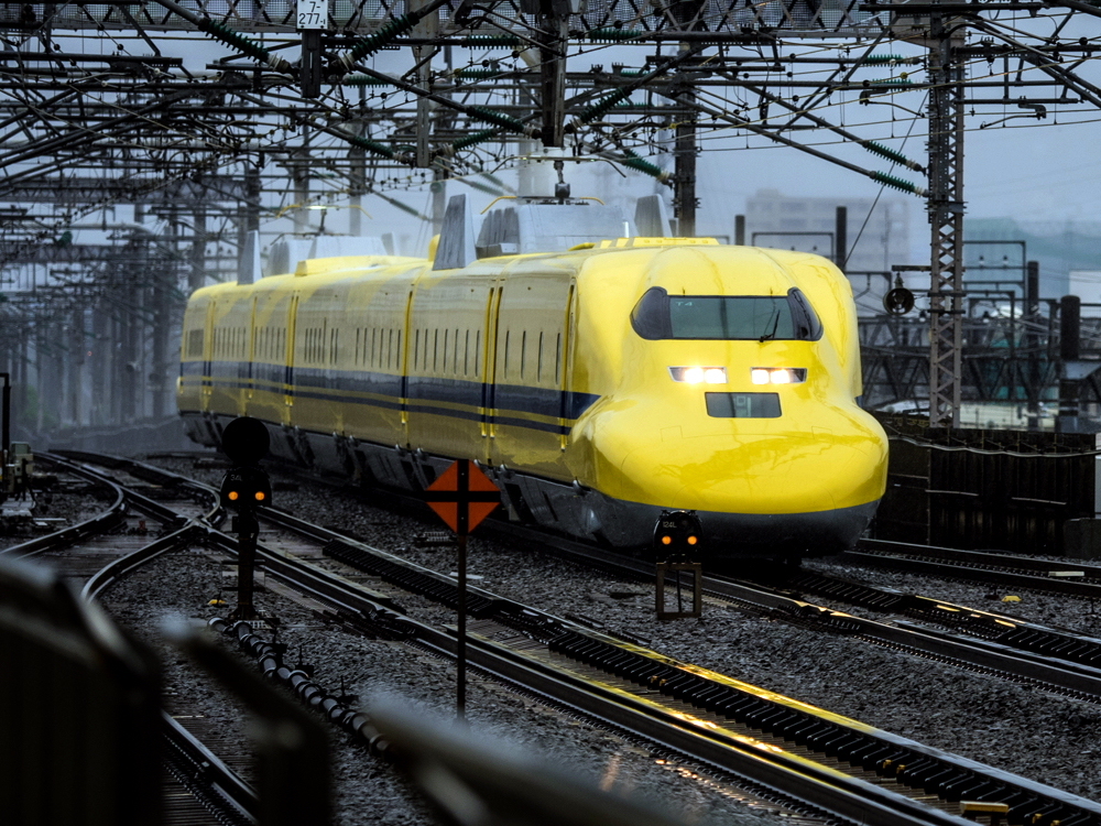 DoctorYellow02