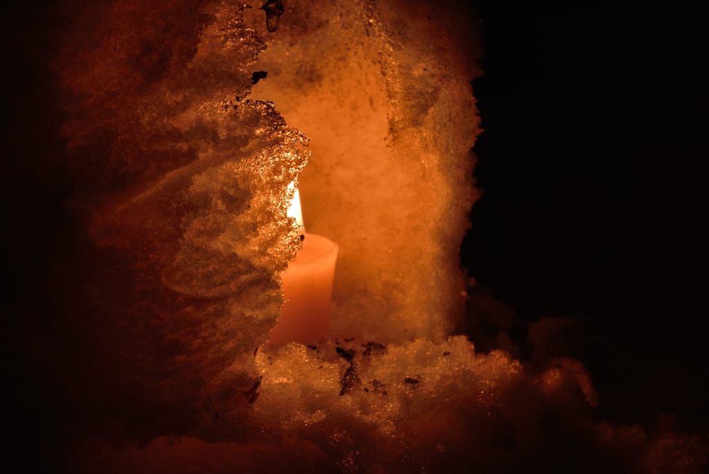 snow  candle