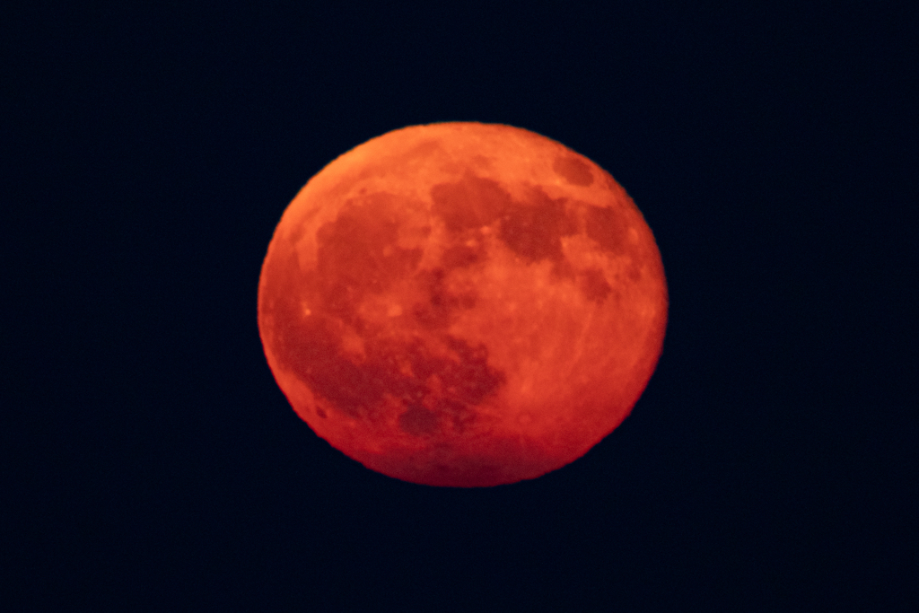 Red Moon