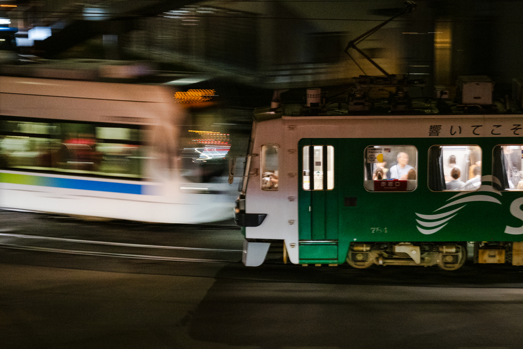 家路への電車