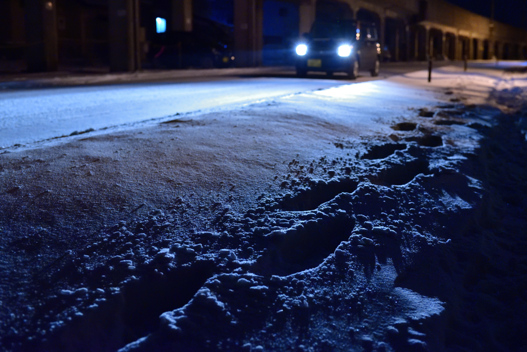 冬の夜道_