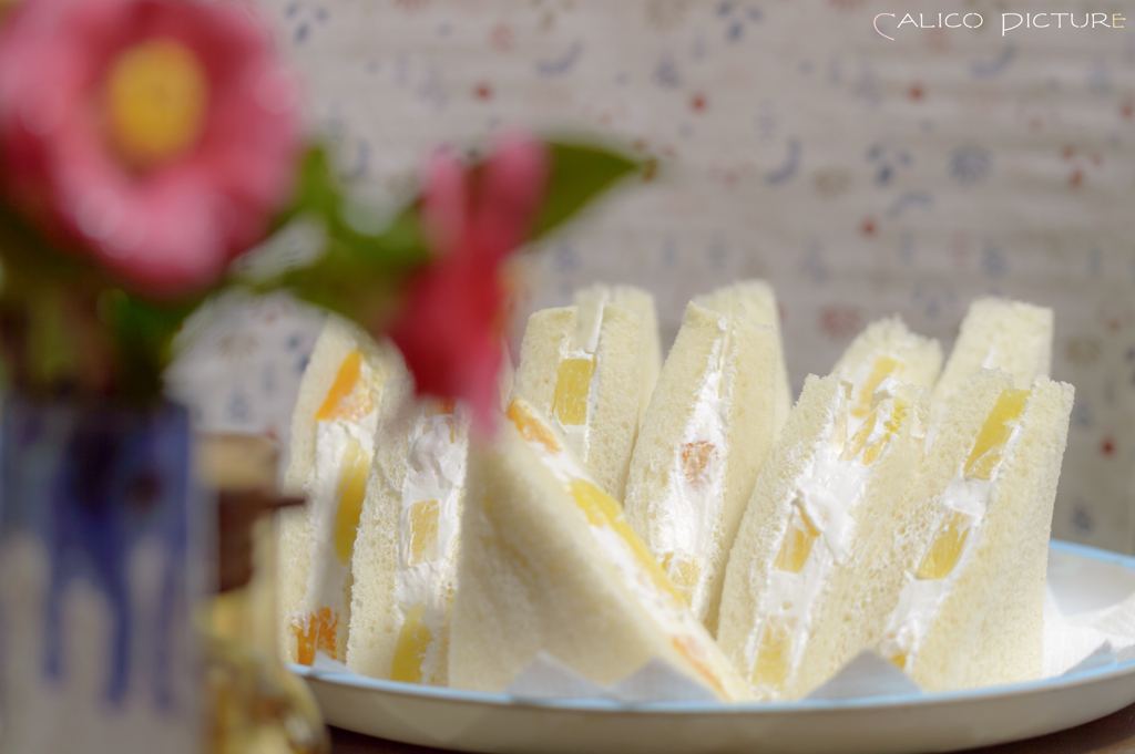 休日とフルーツサンド