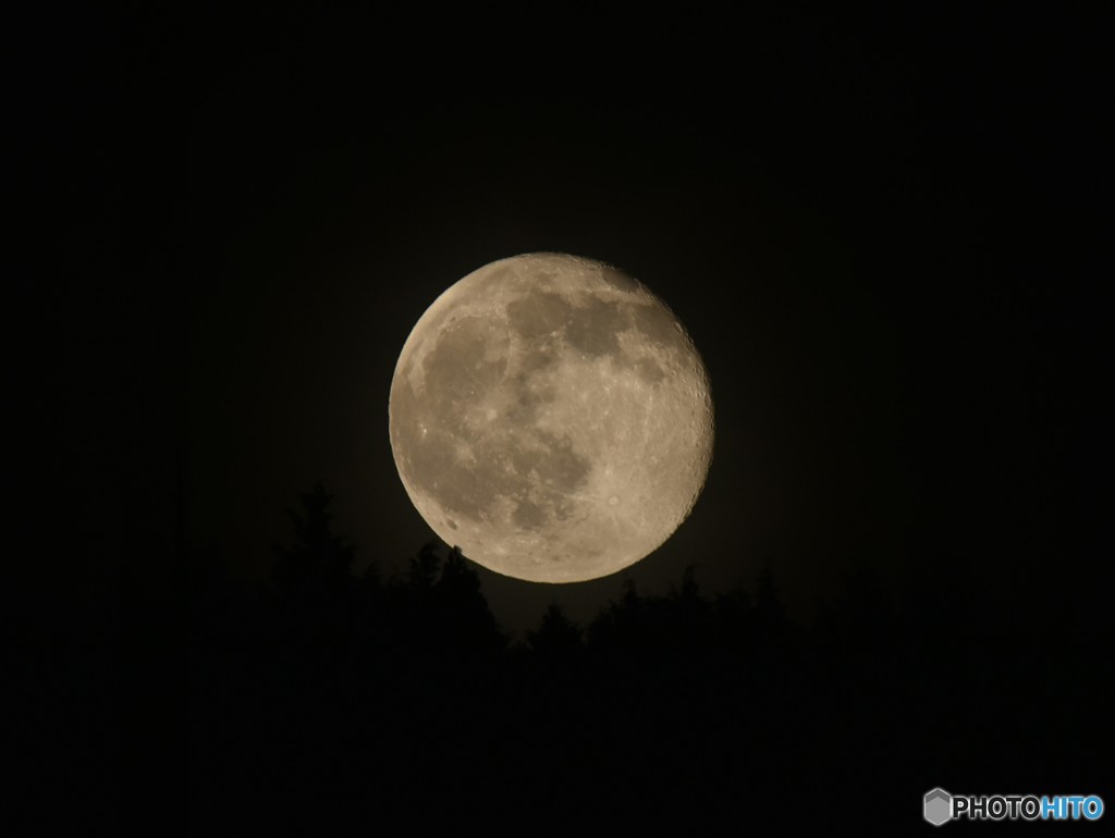 夜が更けて往く