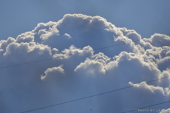 夏のような雲