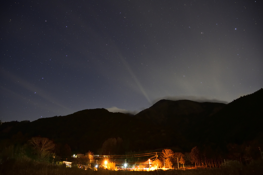 里山の夜