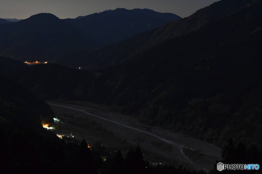 月あかりが照らす安倍川