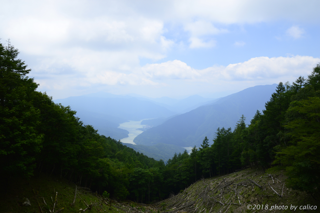 すっきりしない空模様