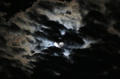 満月＝雲隠れ＝