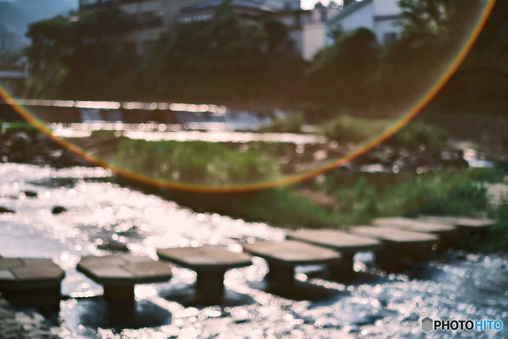 キラキラ輝く川