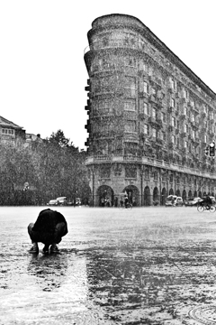 突然の大雨