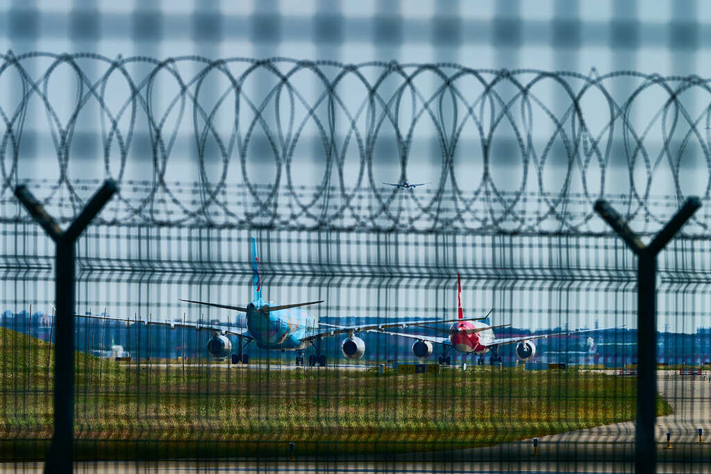 離陸待ちの飛行機
