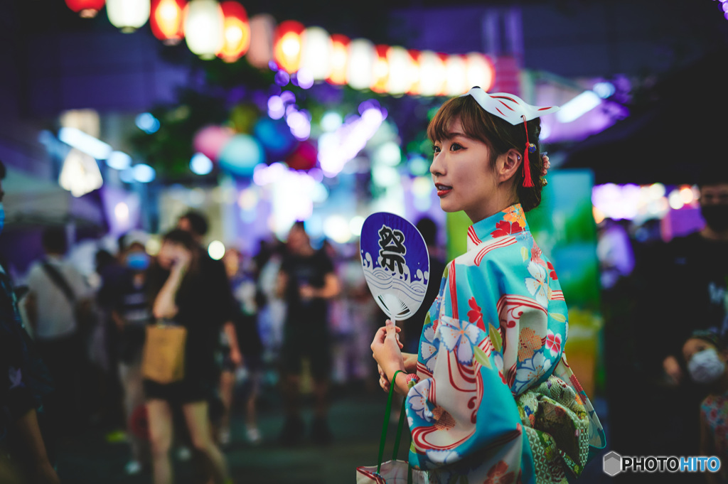 浴衣姿で夏祭り