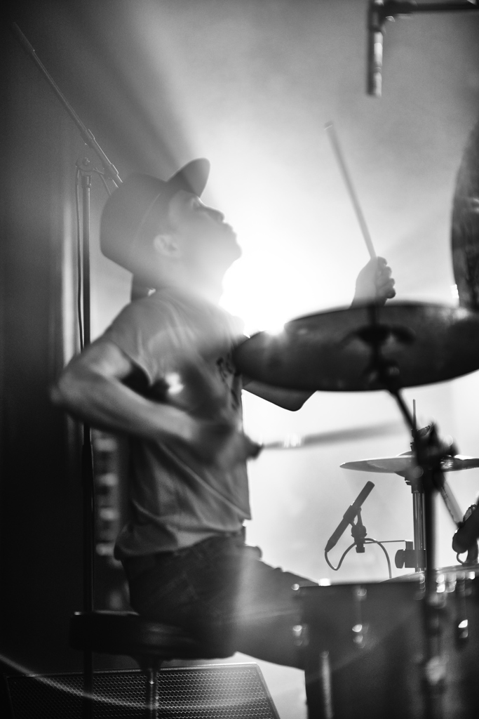 光を奏でるDRUMMER