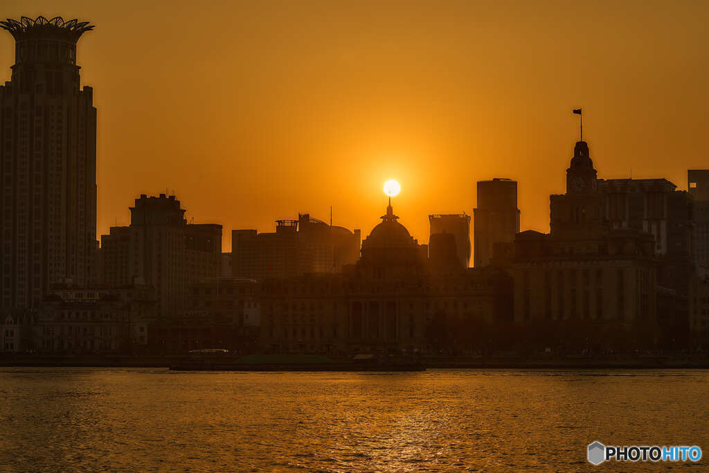 外灘に沈む夕日