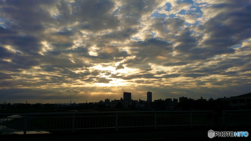 目を奪う空景