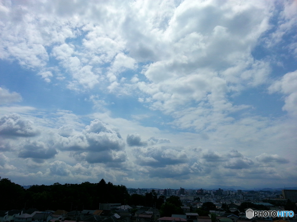 秋空への過渡期雲