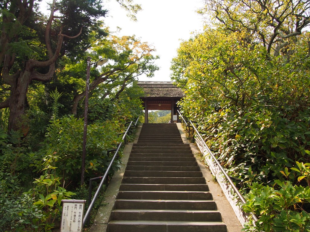 東慶寺山門